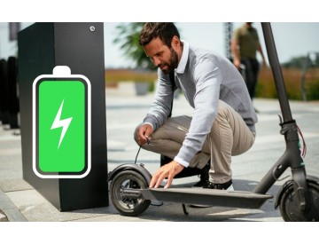 Cena nabití elektrokoloběžky: Kolik stojí v porovnání s jinými způsoby dopravy?