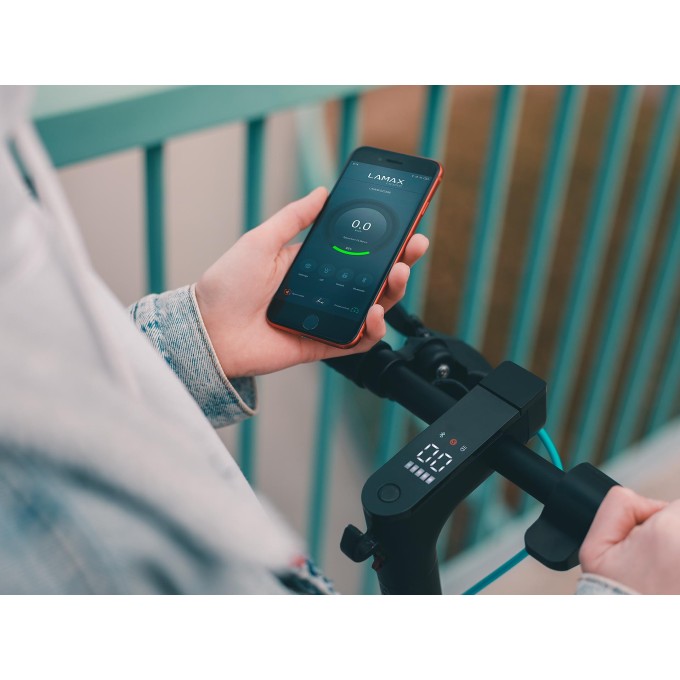 Elektrokoloběžka LAMAX E-Scooter S11600 černá