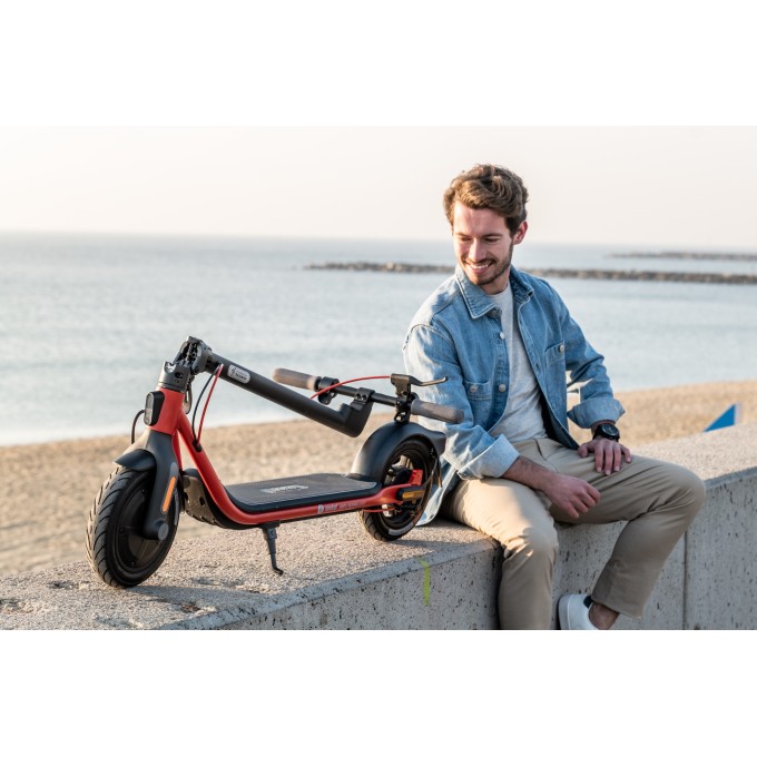Elektrokoloběžka Ninebot by Segway Kickscooter D28E