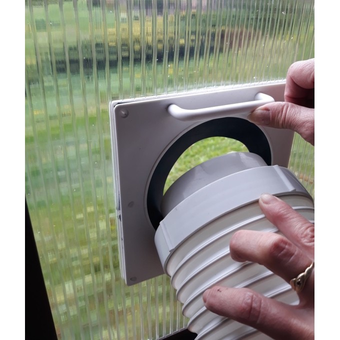 Izolace do okna pro mobilní klimatizace na míru