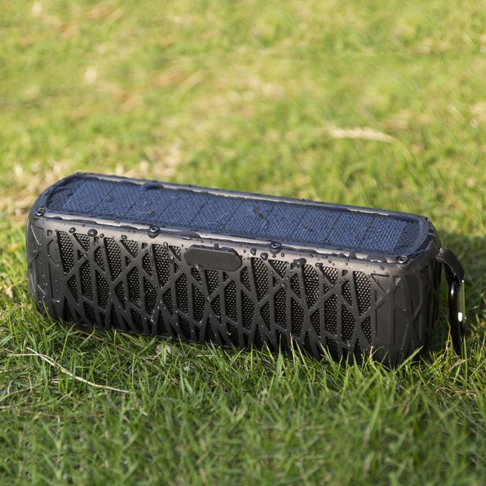 Přenosný Bluetooth reproduktor s powerbankou AERIUM S5000 Solar Outdoor