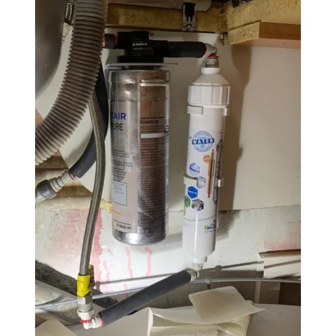 Zařízení na revitalizaci vody Aqua Spin Activator 3.8