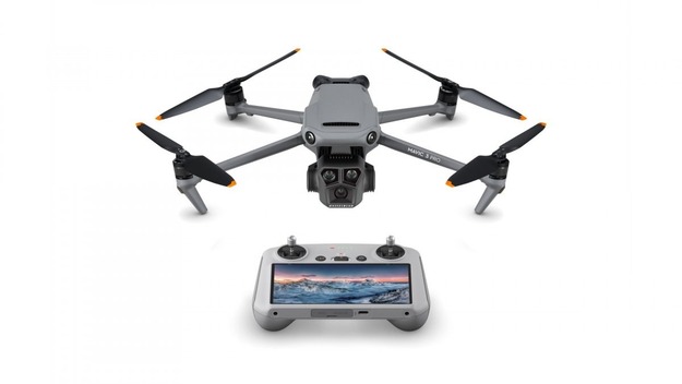 DJI Mavic 3 Pro Fly More Combo + DJI RC